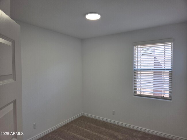 Building Photo - 12215 W Lonesome Trl
