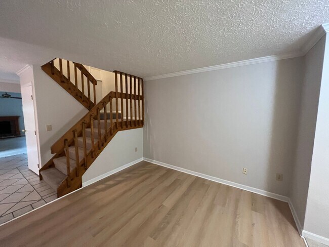 Building Photo - 1780-1782-1782 Hightower Dr