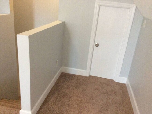 Building Photo - New Bern Family Home 3 bedroom with FROG