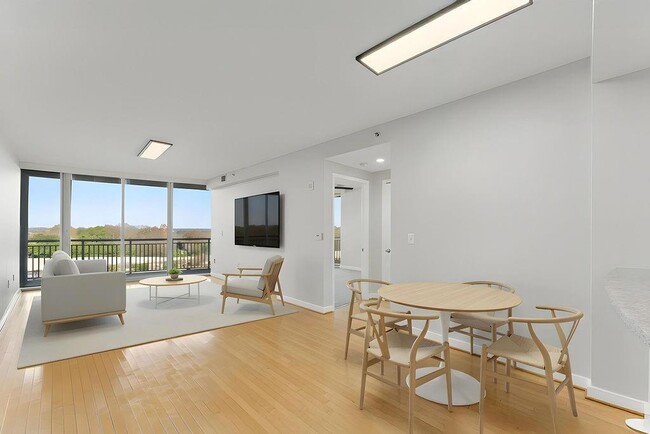 Building Photo - 3338 Peachtree Rd NE