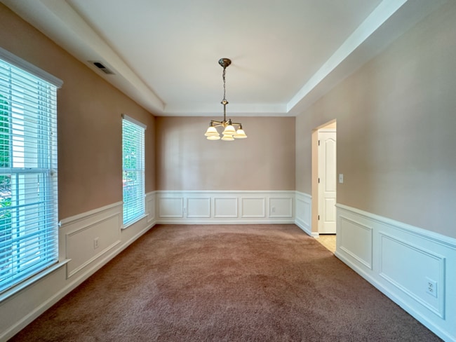 Building Photo - Charming Wakefield Home with First-Floor B...