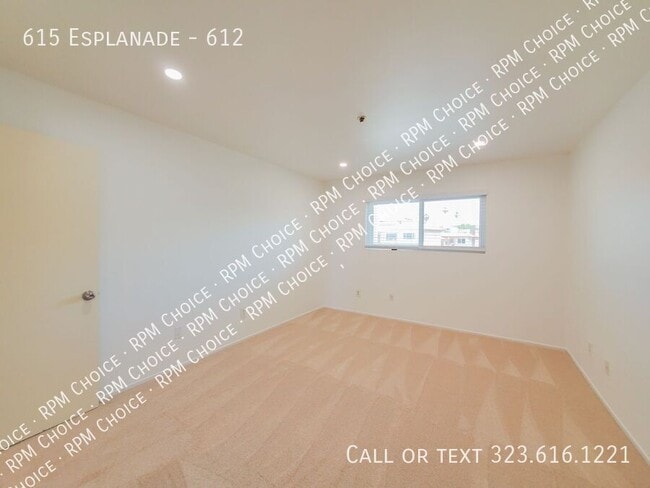 Building Photo - 615 Esplanade-612