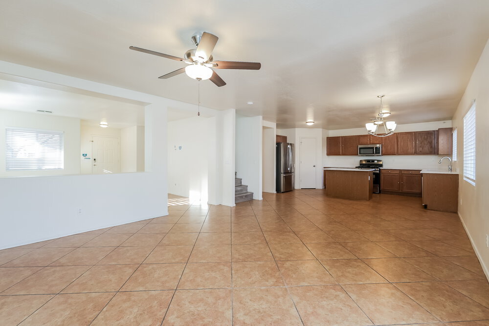 Building Photo - 6010 W Encinas Ln