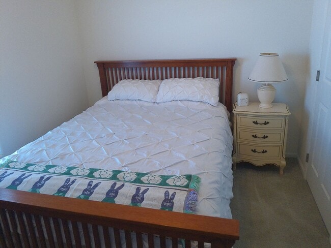 Building Photo - WInter Rental Oct to April 2026