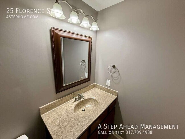 Building Photo - 25 Florence St