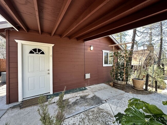 Primary Photo - 54365 Pine Crest Ave
