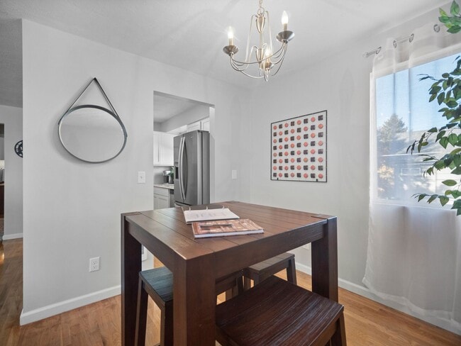 Building Photo - Comfort & Convenience in the Heart of Spokane (Furnished)