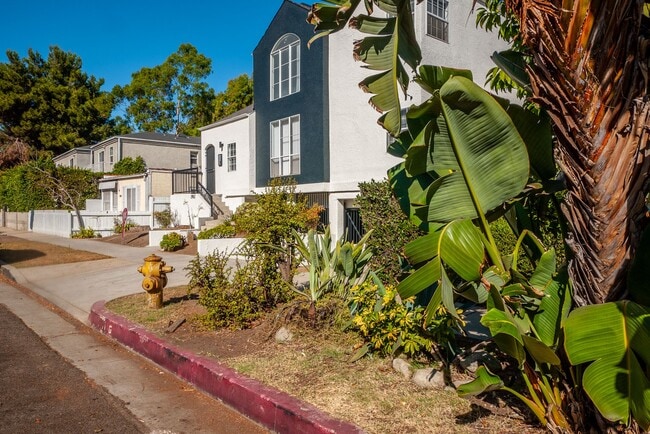 Building Photo - 2452 S Centinela Ave