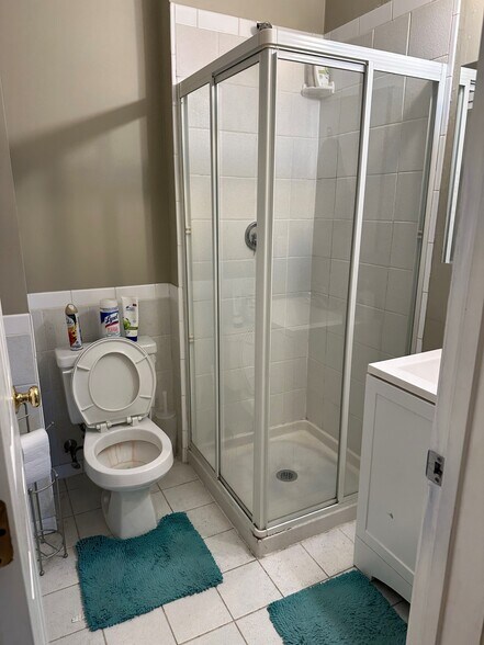 Building Photo - 605 Dorchester Ave