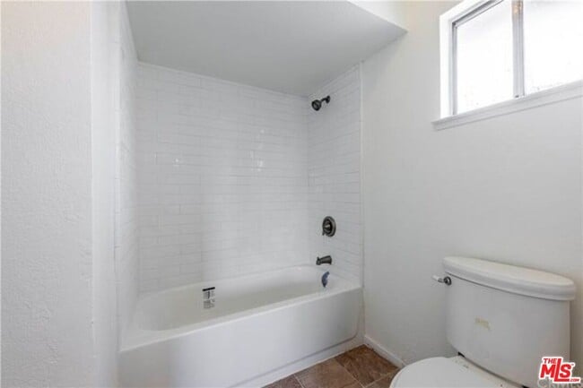 Building Photo - 14304 Culiacan Ave
