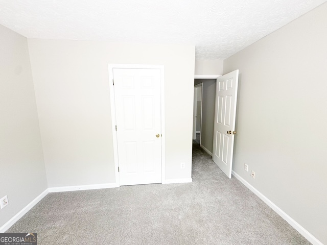 Building Photo - 637 Pennybrook Ln