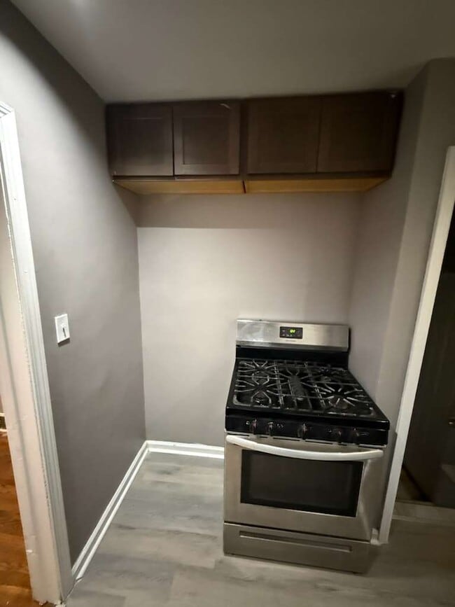 Building Photo - 6341 Archdale St