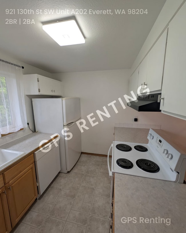 Building Photo - 921 130th St SW