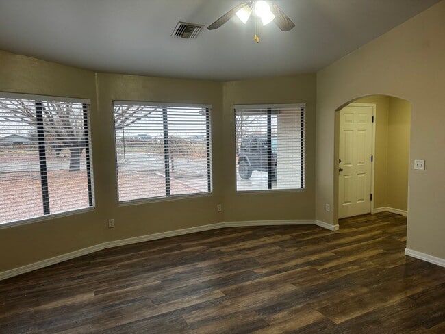 Building Photo - 3 Bedroom 2 Bath on 2 Acres in Poquito Valley