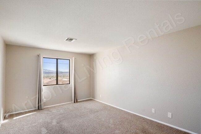 Building Photo - CONDO IN THE HEART OF DOWNTOWN