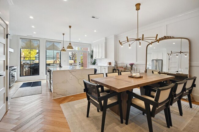 Building Photo - FURNISHED style in NoMA with Garage Parking