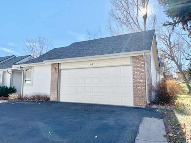 Building Photo - Exceptional 2 Bedroom, 2 Bath Ranch Townhome with 2 Car Attached Garage in Fort Collins, CO