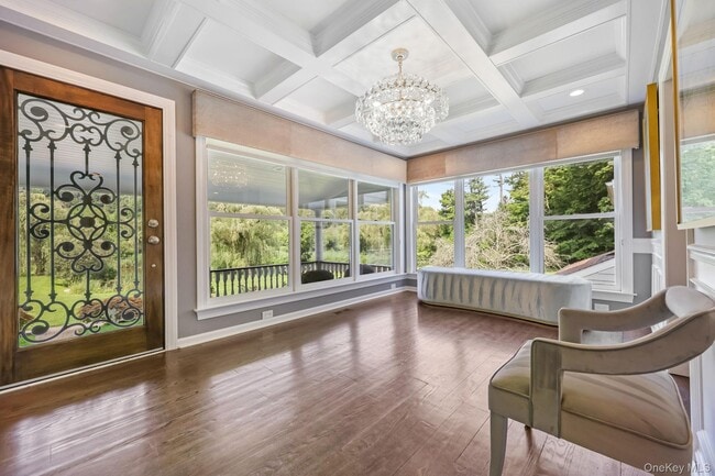 Building Photo - 777 Armonk Rd