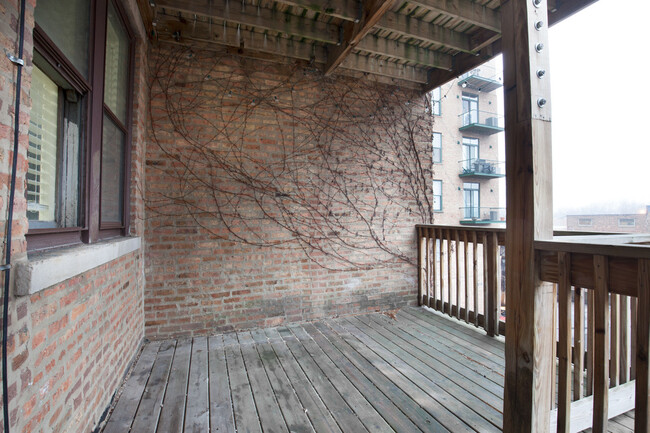 Building Photo - 1314 S Wabash Ave