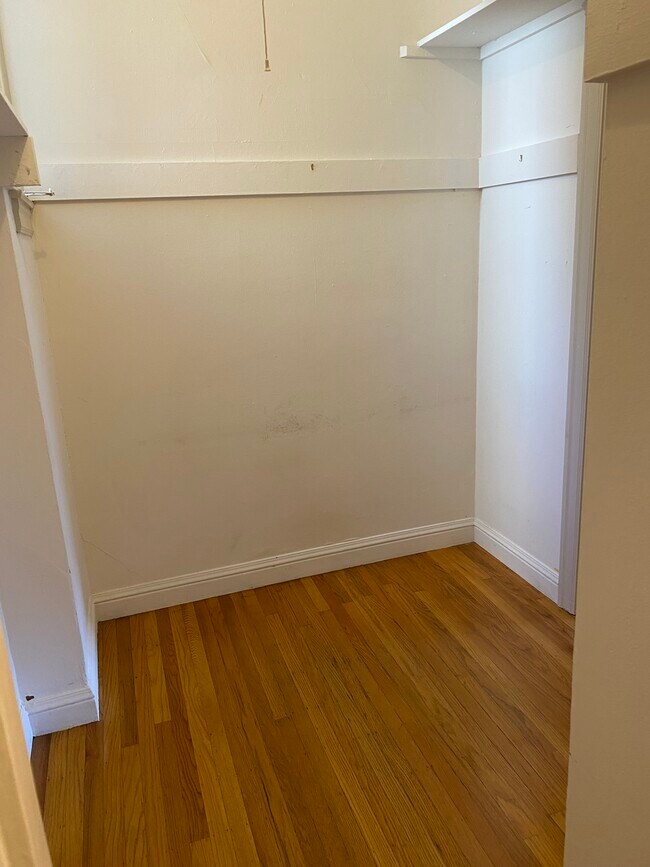 Building Photo - 741 14th St