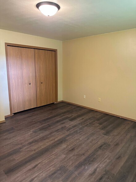 Bedroom - 309 n pleasant St