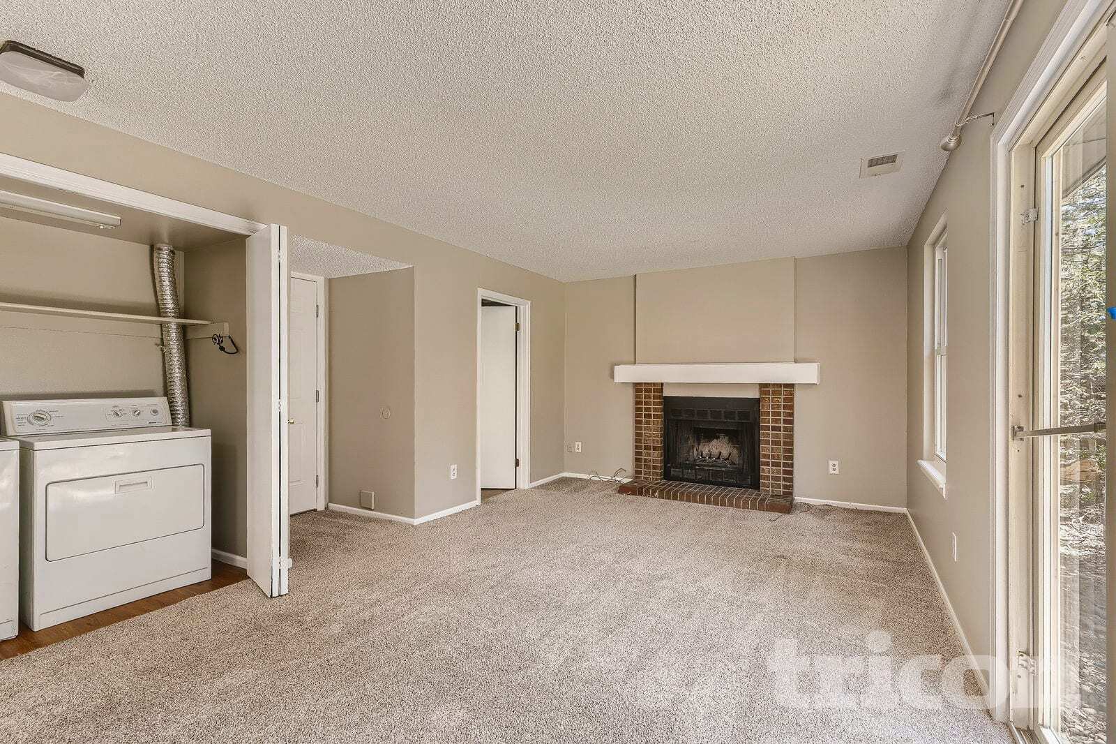 Building Photo - 4290 S Halifax Way