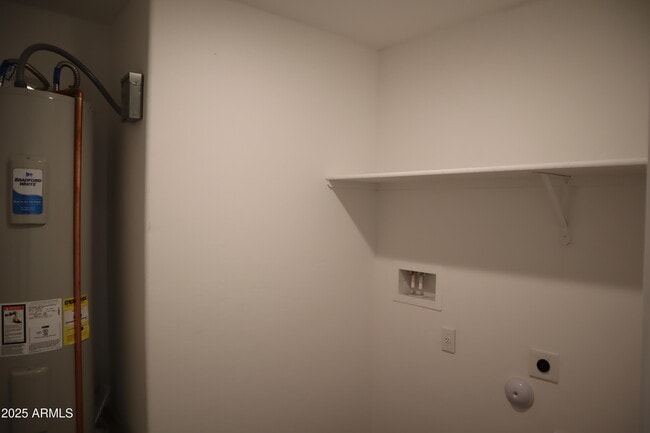 Building Photo - 1267 Flowstone Trl