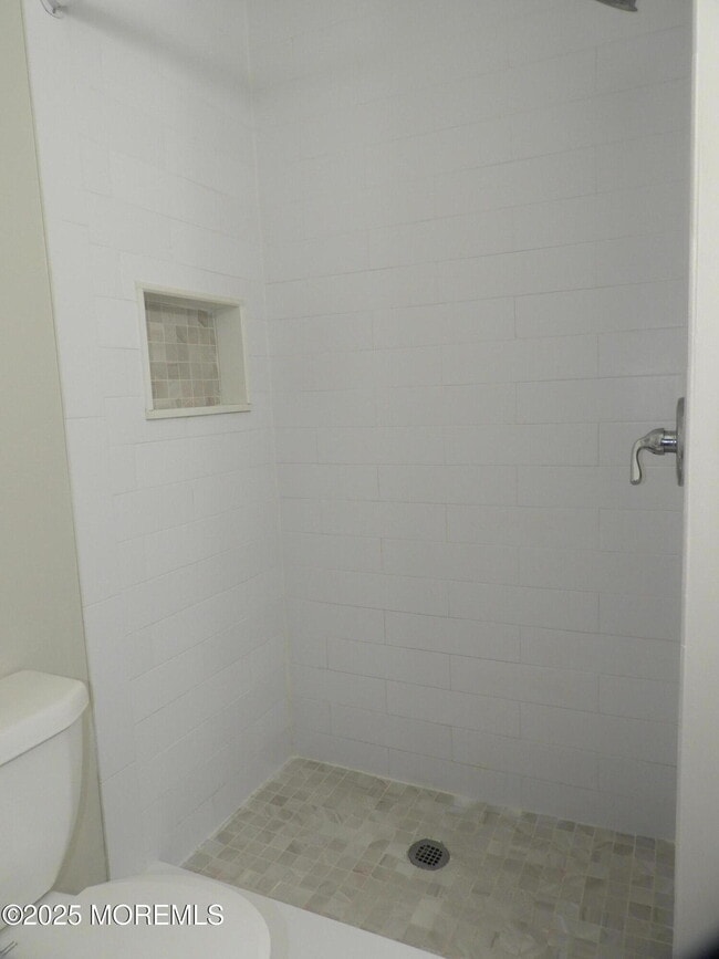 Building Photo - 330 Barcelona Dr