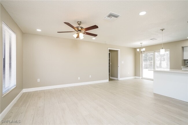 Building Photo - 1810 SW 21st Ln