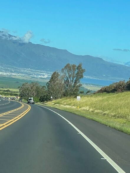 Building Photo - 1054 Makawao Ave