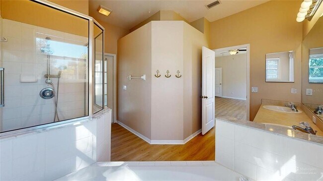 Building Photo - 1853 Atlantic Dr