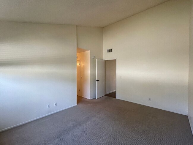 Building Photo - Spacious 3/2 Mesa Home in Washington Schoo...