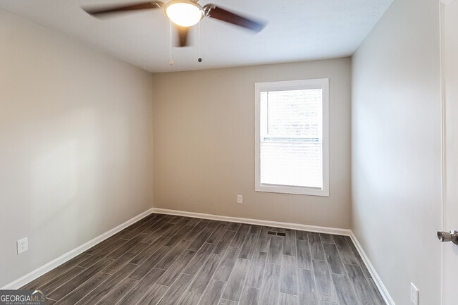 Building Photo - 2626 Del Ridge Dr