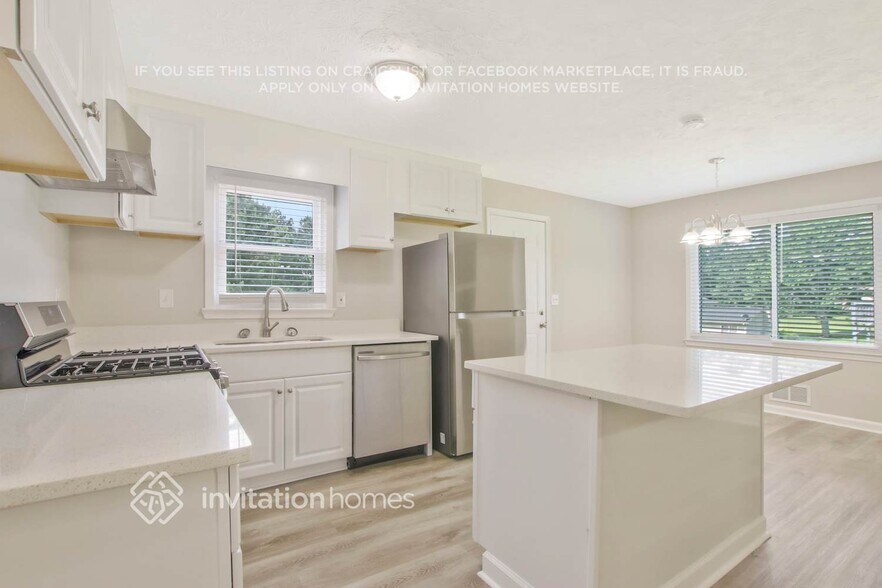 Building Photo - 64 Stacey Dr