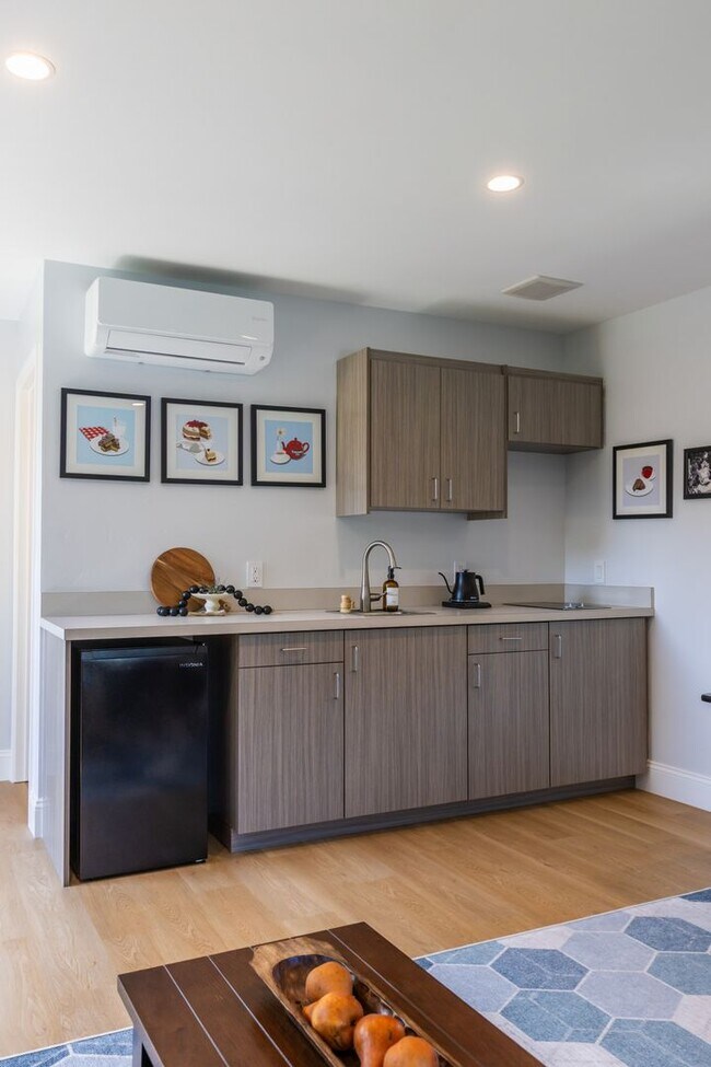 Building Photo - 4 Bedroom Home with Attached ADU in Scripps Ranch