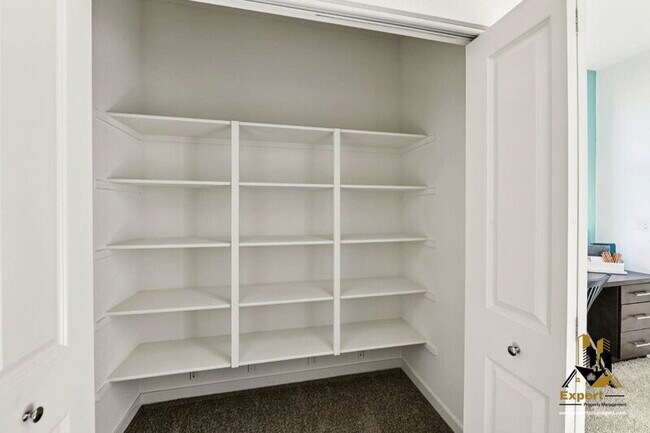 Building Photo - 8647 Starburst Way