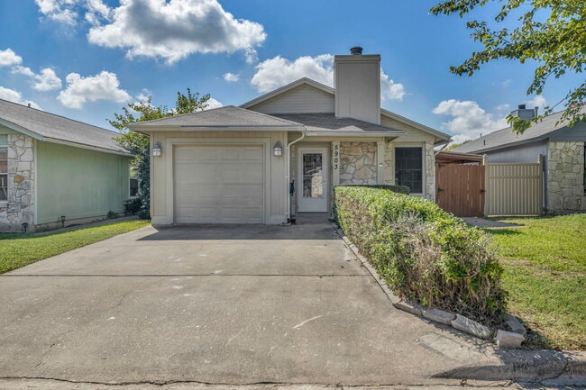 Building Photo - 5903 Kevin Kelly Pl
