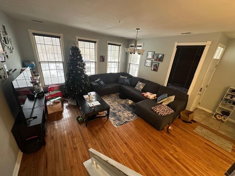 Building Photo - 19503 Caravan Dr