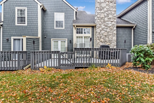 Building Photo - 7497 Charrington Ct