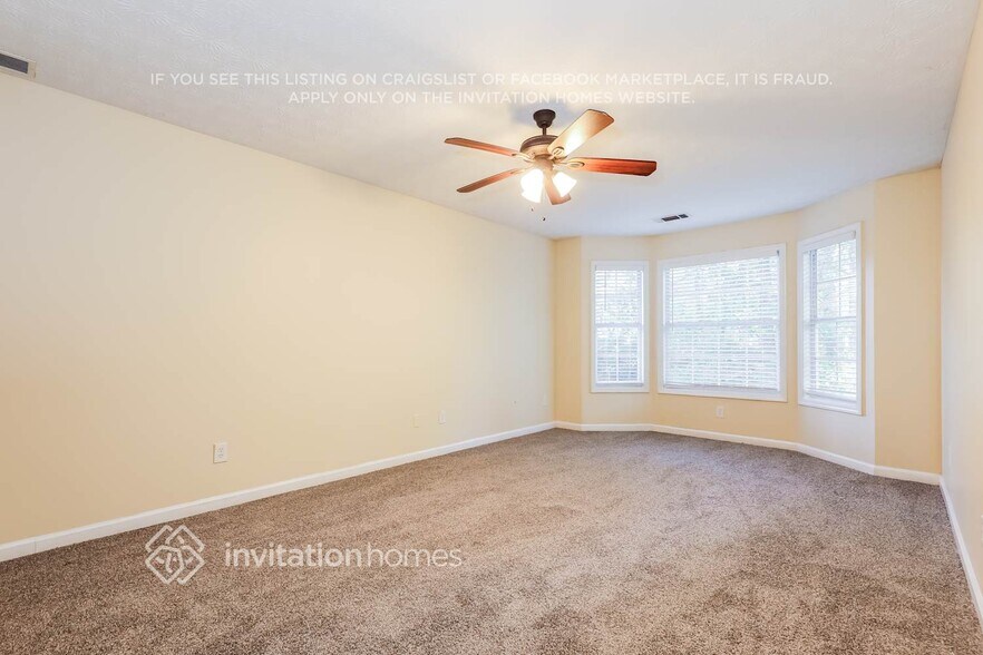 Building Photo - 157 Hayes Cir