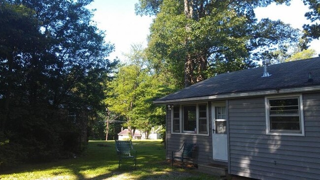 Building Photo - 2319 Stryker Ave