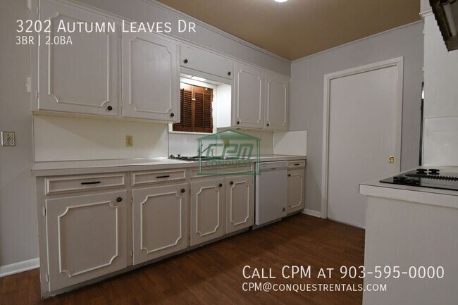 Building Photo - 3202 Autumn Leaves Dr