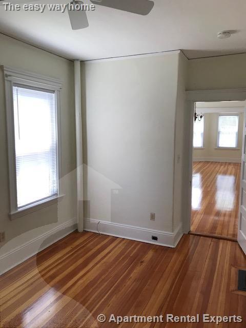 Building Photo - 11 Myrick St