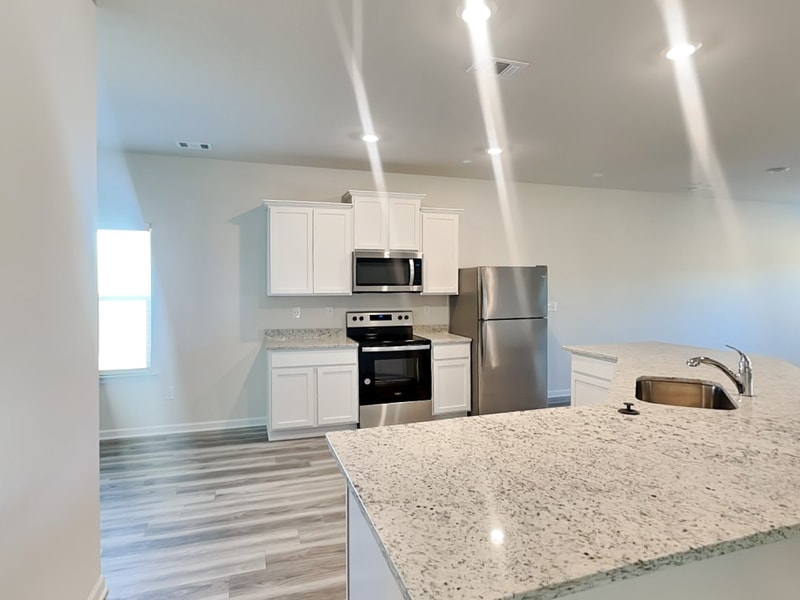 Building Photo - 1150 Amadas Dr