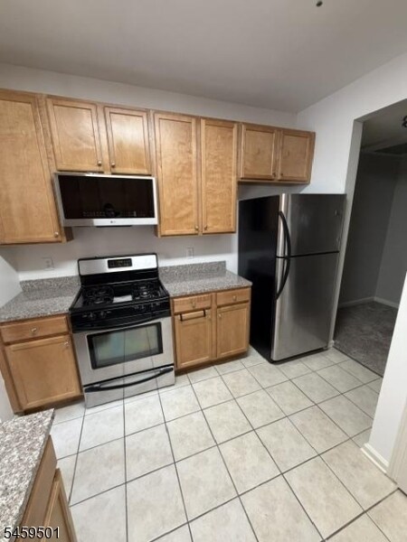 Building Photo - 100 Conover Terrace