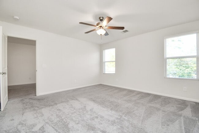 Building Photo - 7810 Carrotwood Ct