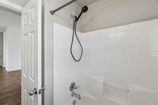 Building Photo - 15921 Katie Ridge Dr