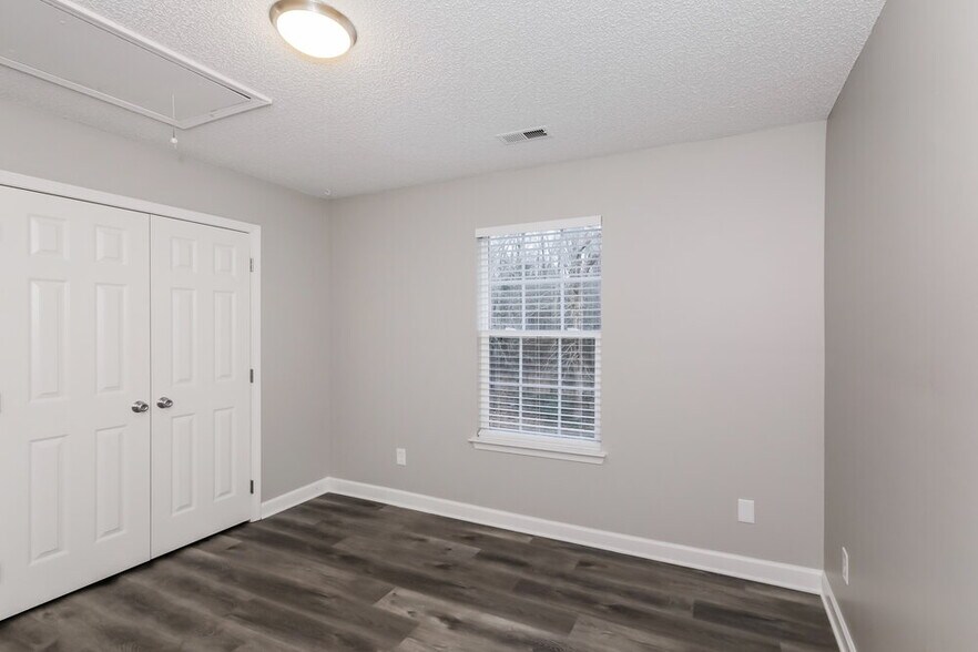 Building Photo - 5028 Revelation Way
