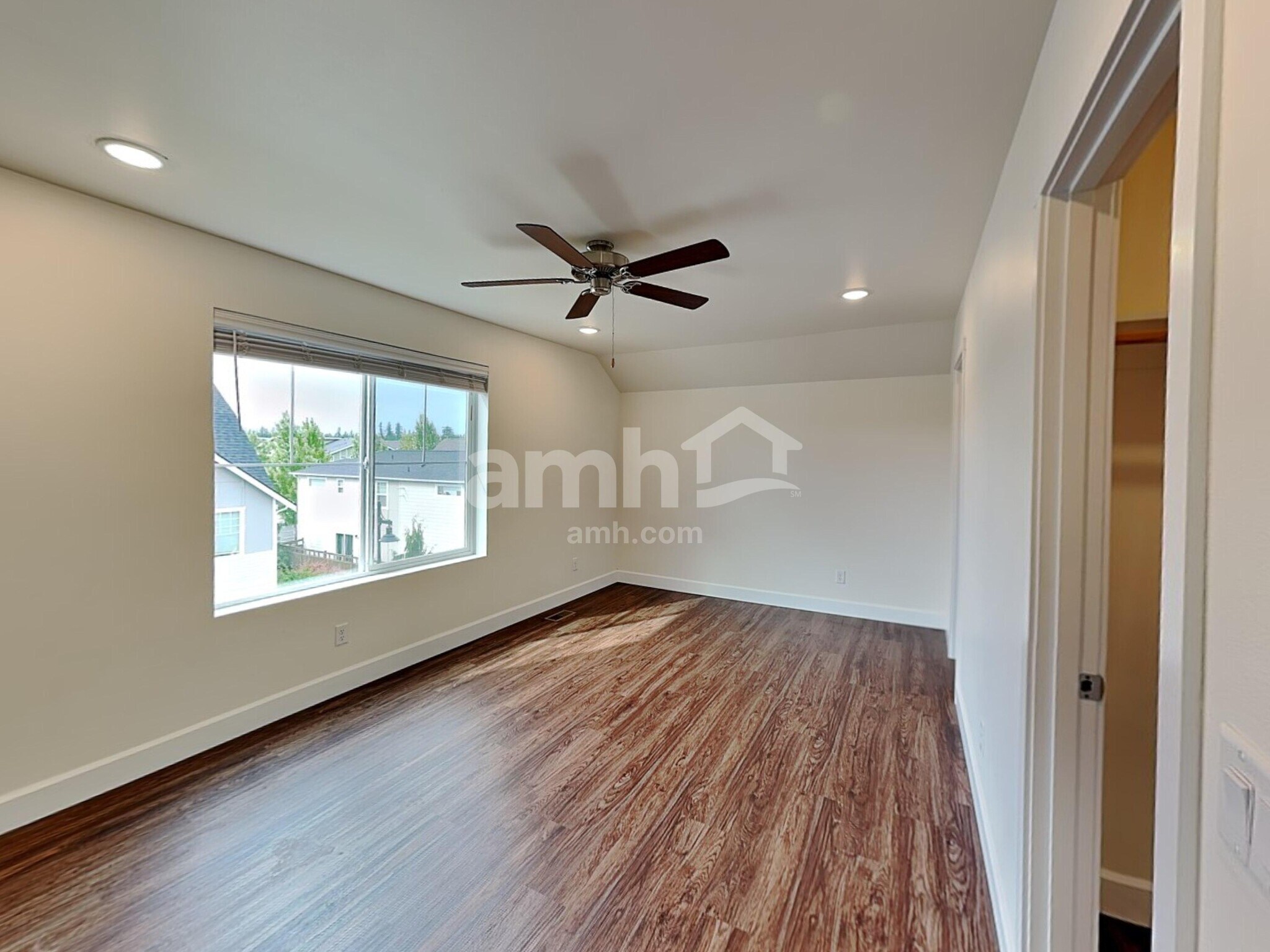Building Photo - 33064 Eagle Peak Ln