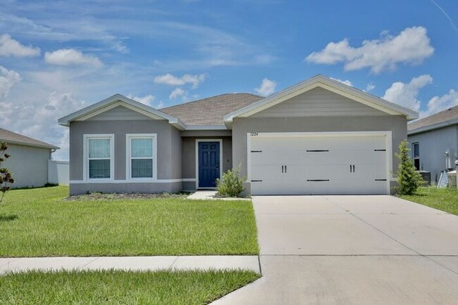 Primary Photo - Effortless Living in a Modern 3-Bed Home w...